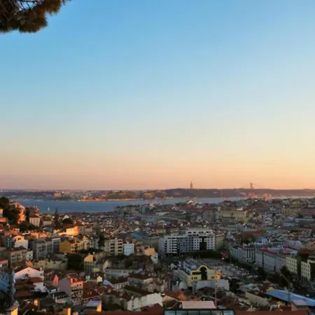 דירה Sunny Lisbon Gem Bicas